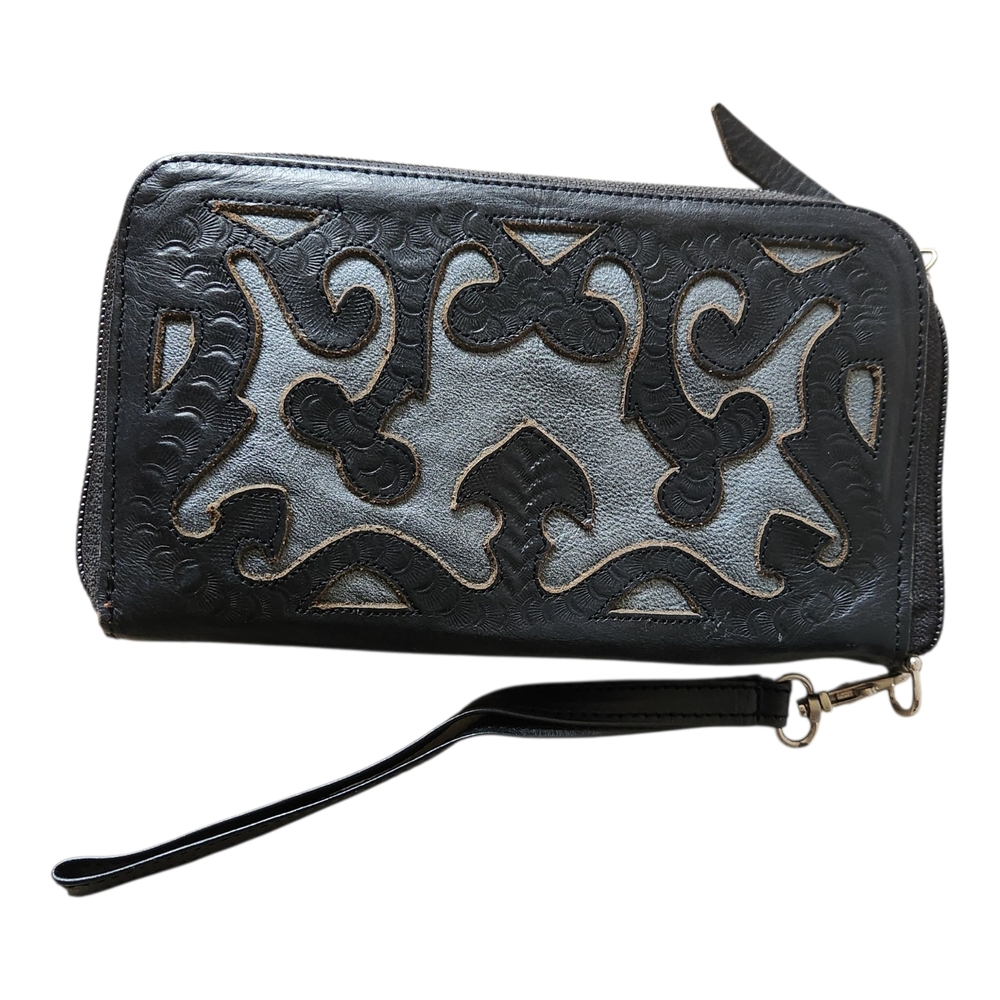 Black & Silver Wristlet Clutch Tooled Leather Cutout 12 Credit Card Slots